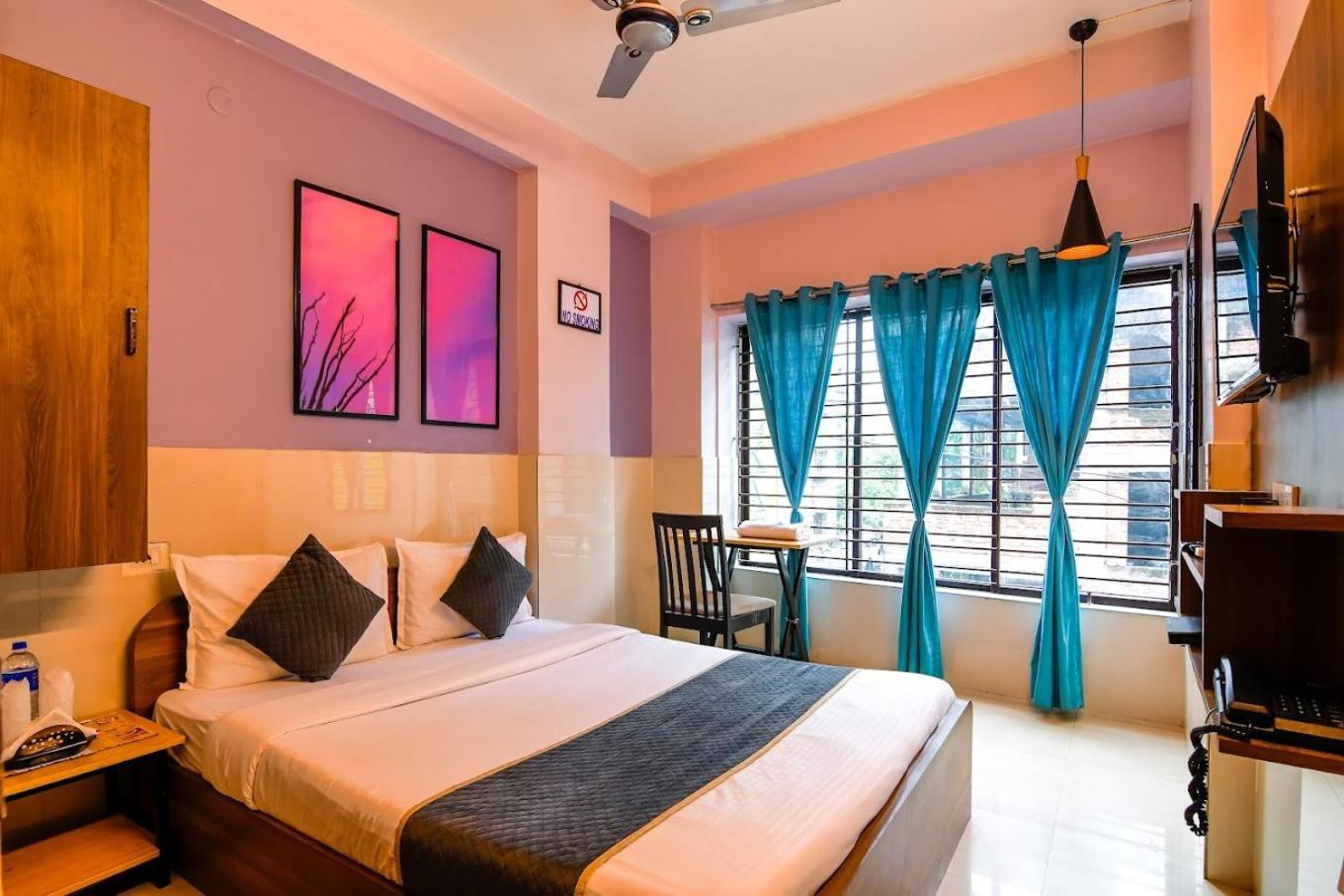 The Kolkata Hotel エクステリア 写真