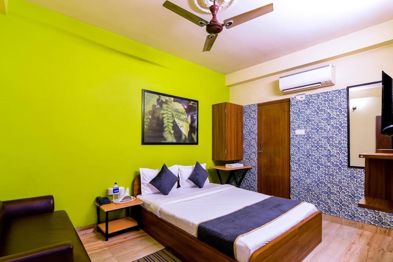 The Kolkata Hotel エクステリア 写真